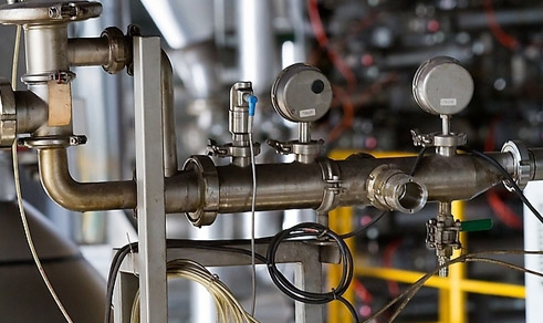 儀器儀表為主的電子電器彈簧，典型產品如電動機電刷彈簧